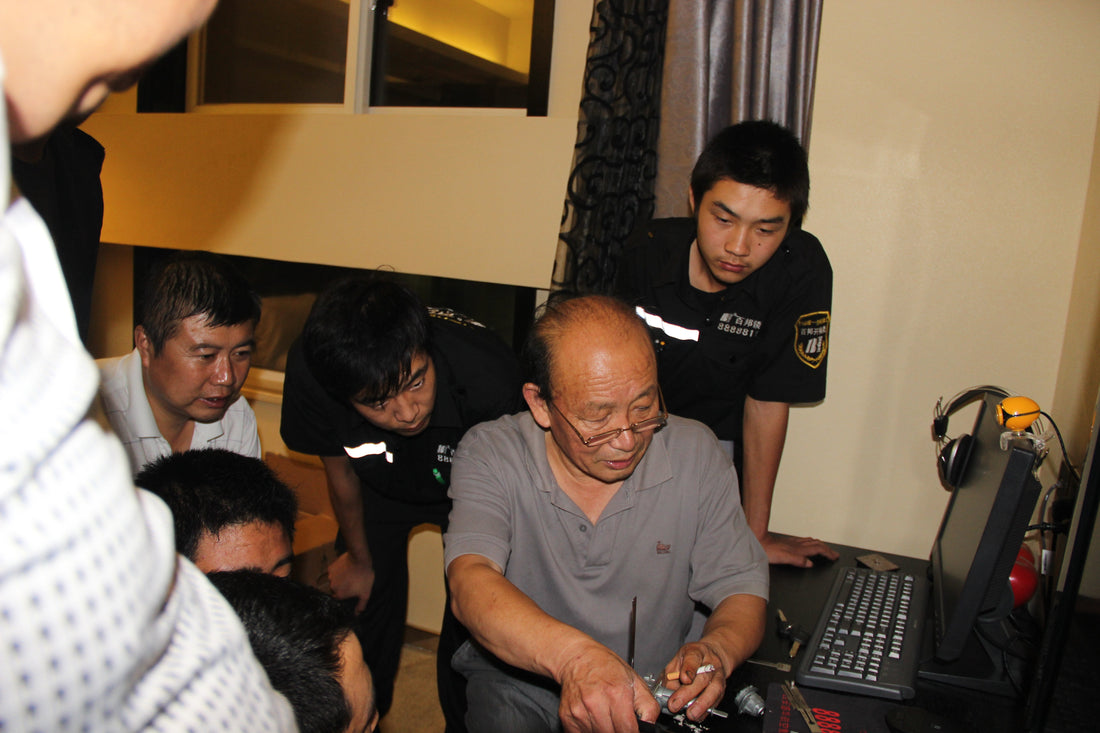 Inheriting Craftsmanship · A Tribute to Master Li Zhiqin